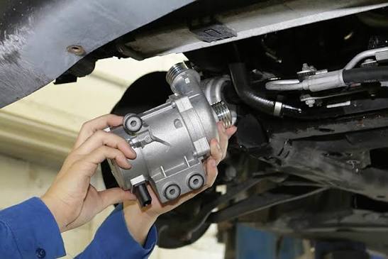 Заміна помпи BMW: Коли чекати на сюрпризи від системи охолодження?